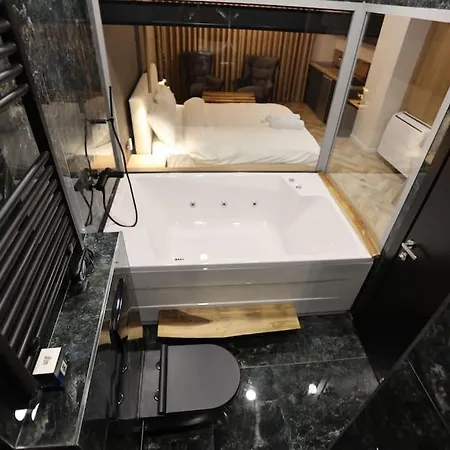 B.g Luxury Suites شقة كورتشي
